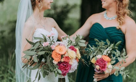 Jaké šaty se budou nosit v roce 2026? Trendy pro hosty, svědkyni i družičky odhaleny!